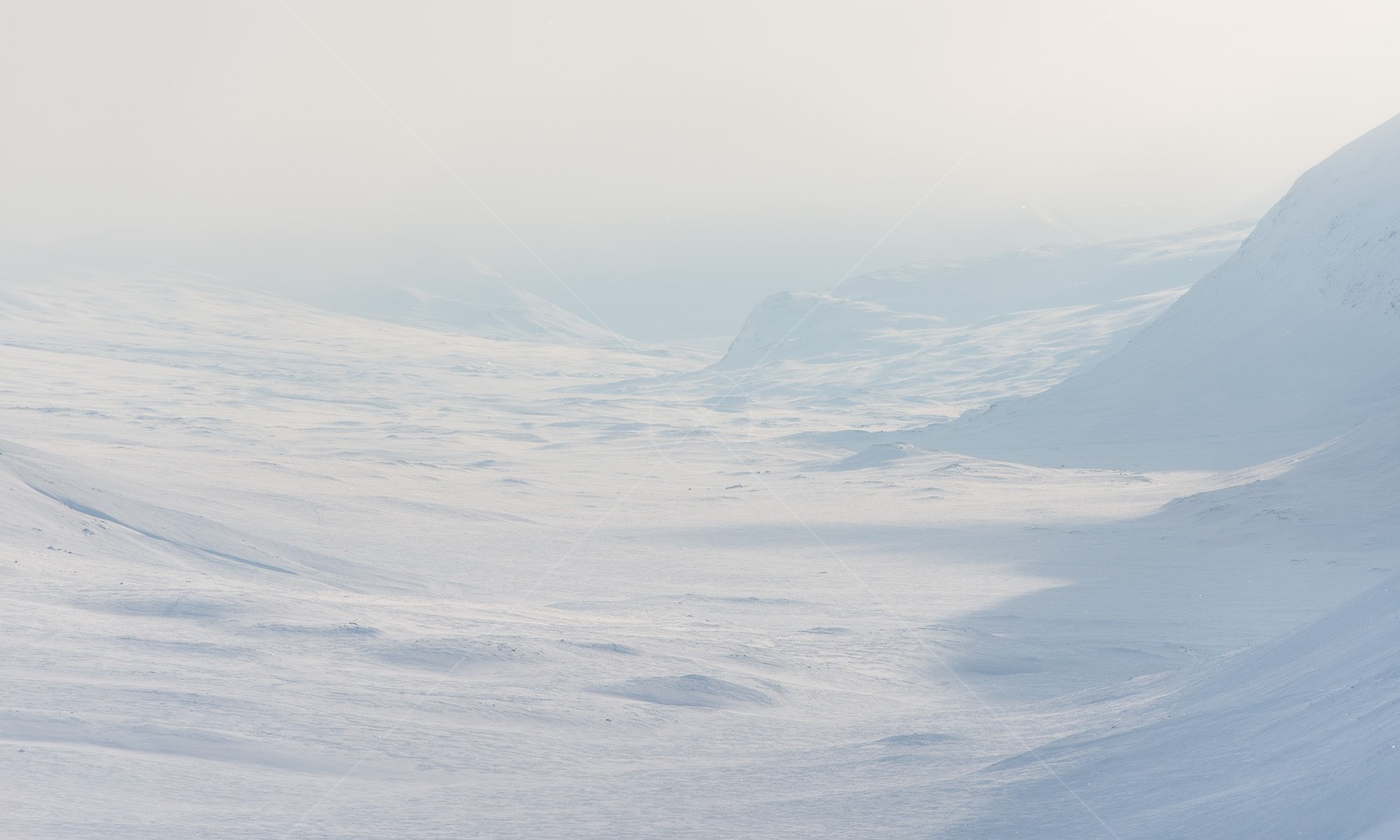 Infinite winter valley, Čeakčavággi