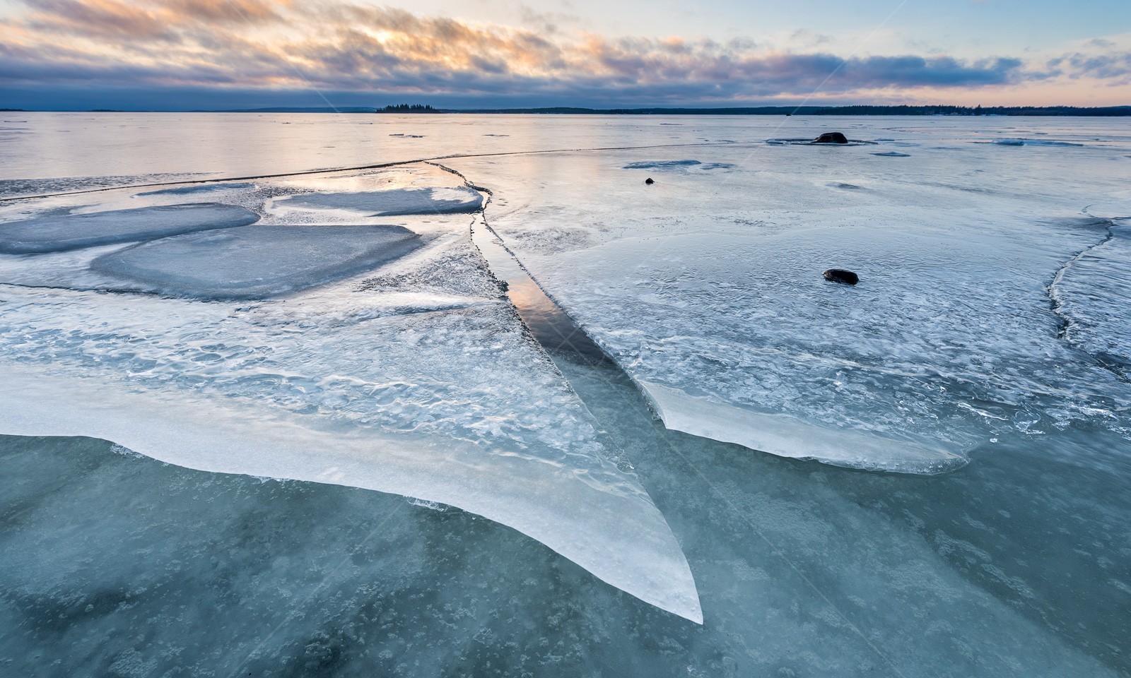 Ice covered Sörfjärden